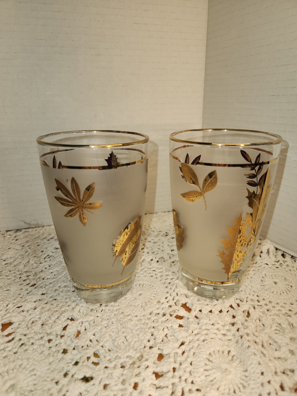 Frosted Glass Tumbler Pair with Gold Leaf Motif